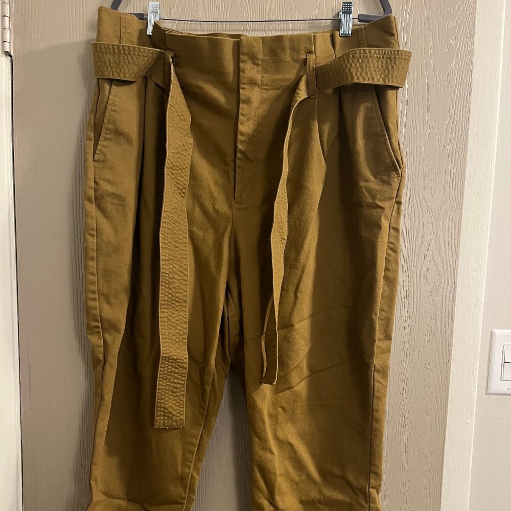 A New Day Khaki Paperbag Waist Pants with Belt – Size 18 – Like New